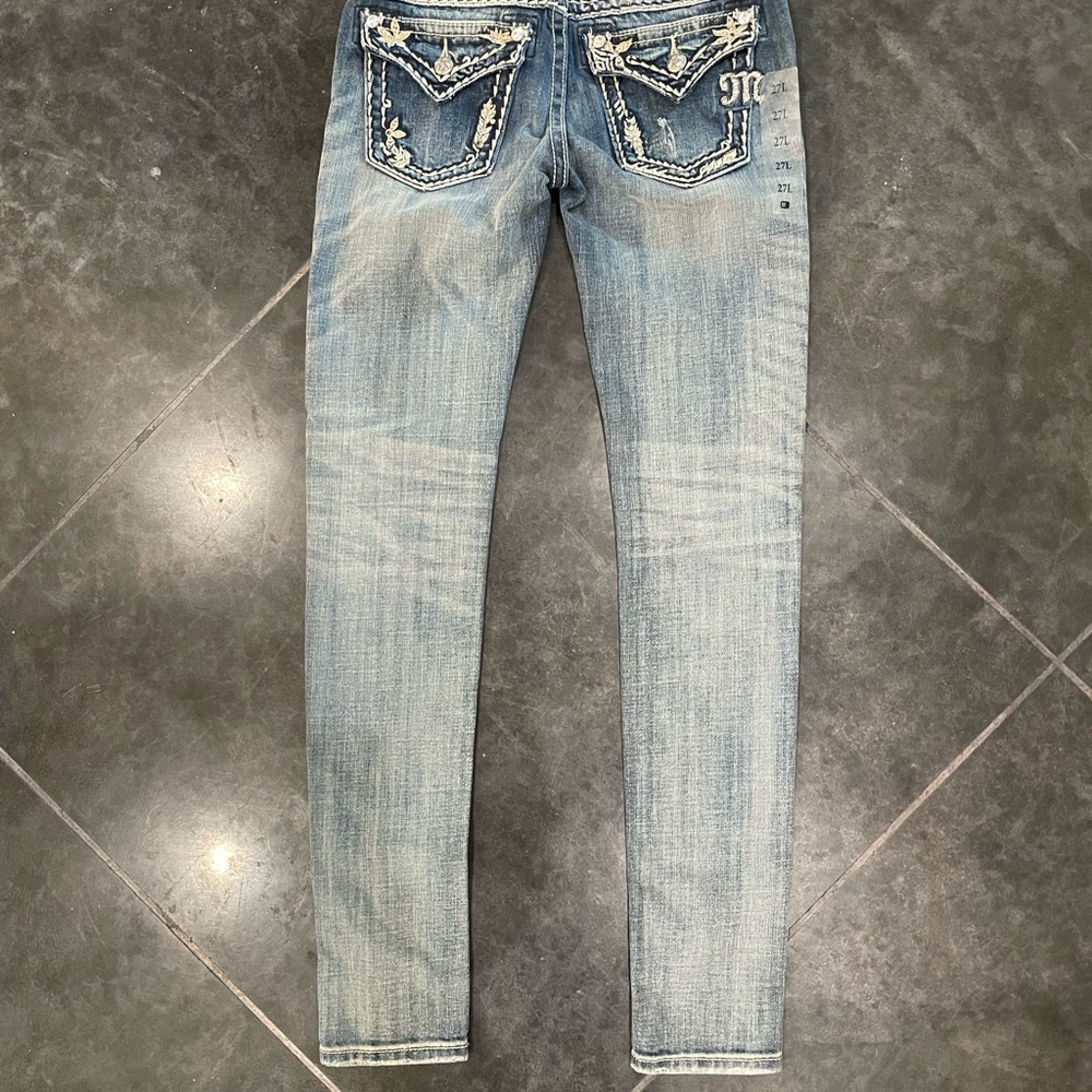 Womens miss me jeans size 27